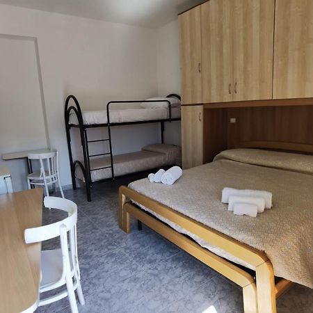 Bed and Breakfast Rosy House Scalea Exterior foto