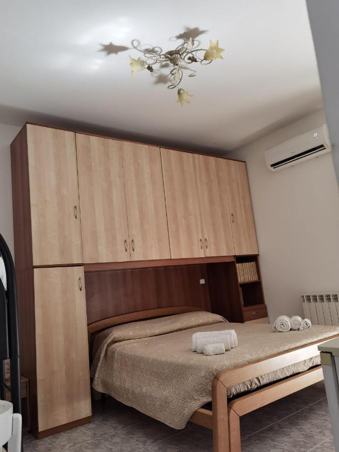 Bed and Breakfast Rosy House Scalea Exterior foto