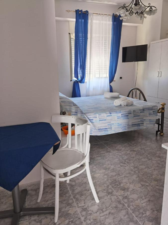 Bed and Breakfast Rosy House Scalea Exterior foto
